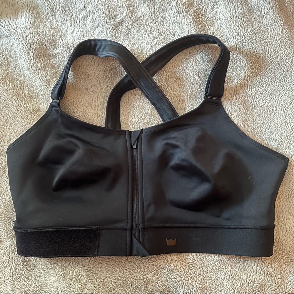 SHEFIT Sports Bra, black 5 luxe.